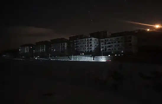 Kayseri'de de elektrik kesintisi paniği: Mum stoğu başladı!