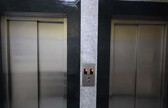 Kayseri'de Dikkat Çeken Asansör Uyarısı!