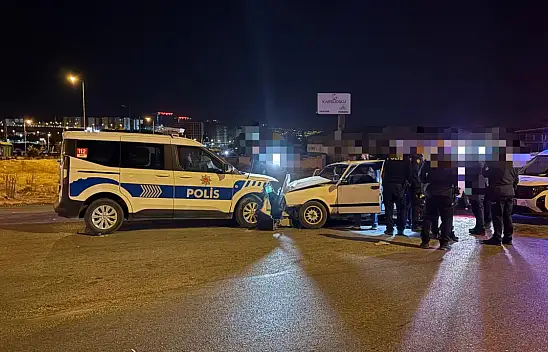 Kayseri'de 'Dur' ihtarını uymayan sürücü 2 polisi yaraladı!
