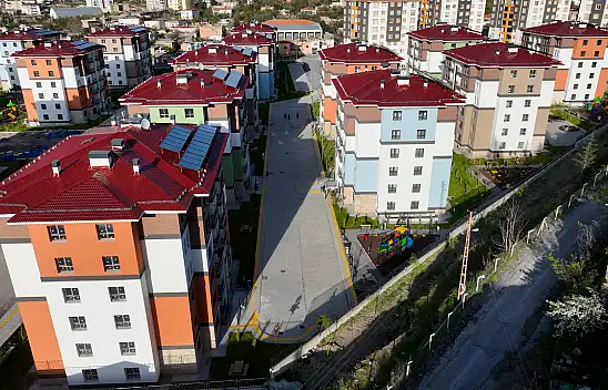 Kayseri'de ev hayaline kavuştular ama mağduriyetler bitmiyor…