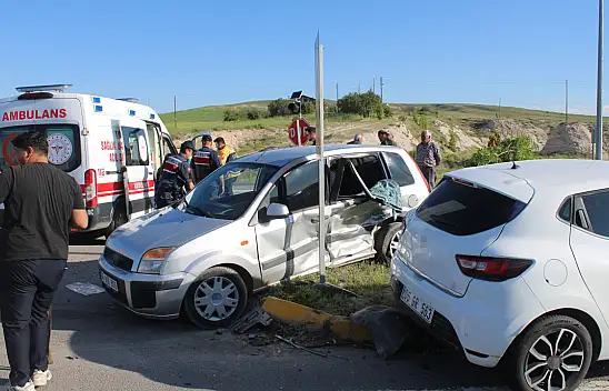 Kayseri'de feci kaza: 1'i ağır 6 yaralı