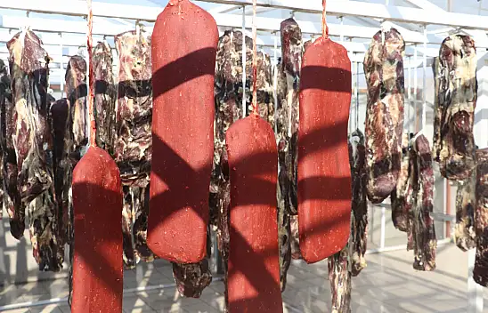 Kayseri'de geleneksel lezzet:  'Pastırma Yazı' dönemi başladı!