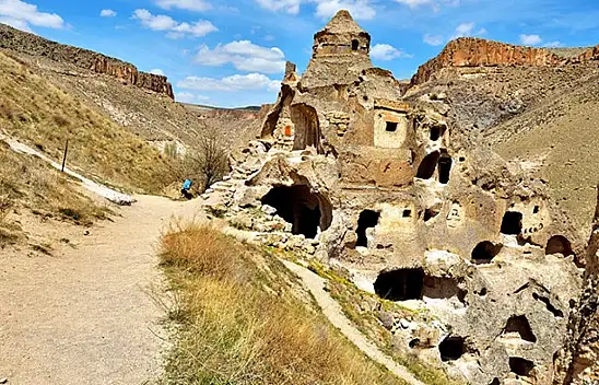 Kayseri'de gizemli yer : Soğanlı Vadisi