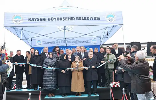 Kayseri'de Hayırsever–Belediye iş birliğinin yeni simgesi: Birdal Camii ibadete açıldı