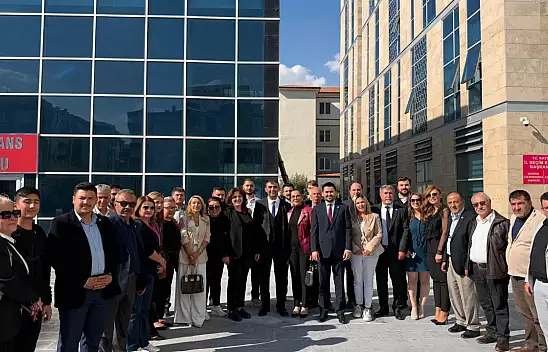 Kayseri'de iki ilçede yeni dönem: Başkanlar göreve başladı!