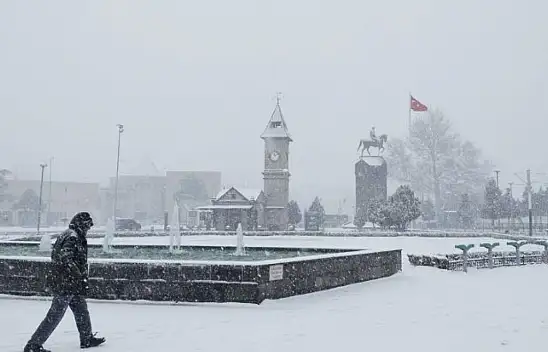 Kayseri'de kar aralıklarla etkili olacak: İşte saatlik tahmin raporu (12 Ocak)