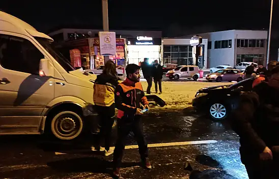 Kayseri'de kar yağışının ardından mahsur kalan 385 kişi kamu tesislerine alındı