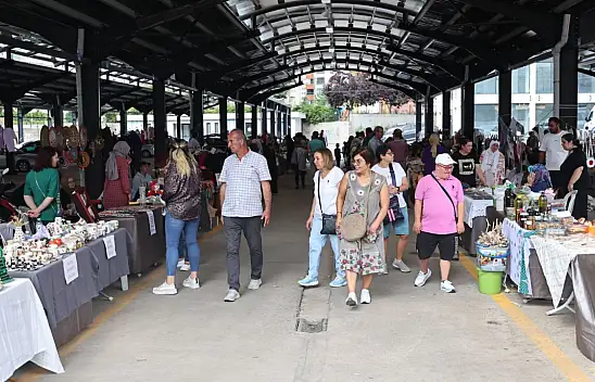 Kayseri'de Kasa Kasa Sebze ve Meyve Çöpe Atıldı - Almak İsteyenlere 'Yasak' Denildi!