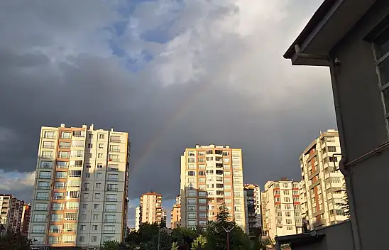 Kayseri'de Kasvetli Hava Renklendi