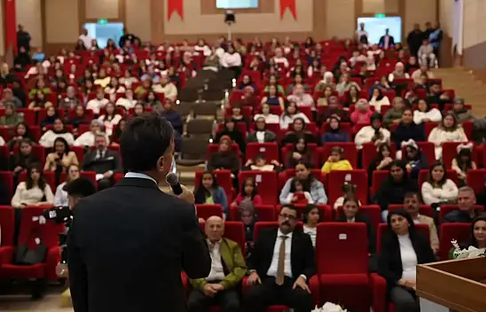 Kayseri'de kız çocukları için toplandılar! Gündemde iki büyük tehlike vardı