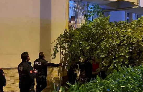 Kayseri'de korku dolu anlar - Döner bıçağıyla kendine zarar vermek istedi!