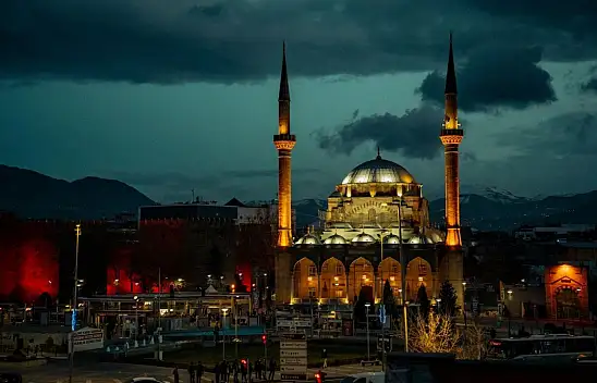 Kayseri'de Kurban Bayramı namazı saat kaçta kılınacak?