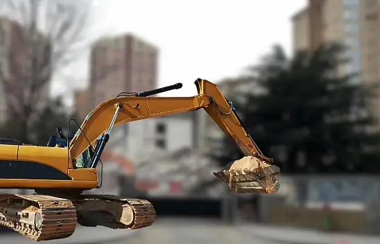 Kayseri'de on binlerce öğrencinin mezun olduğu okulun yıkımına başlandı- Bir defter kapanıyor!