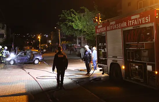 Kayseri'de Otobüs Alev Aldı!