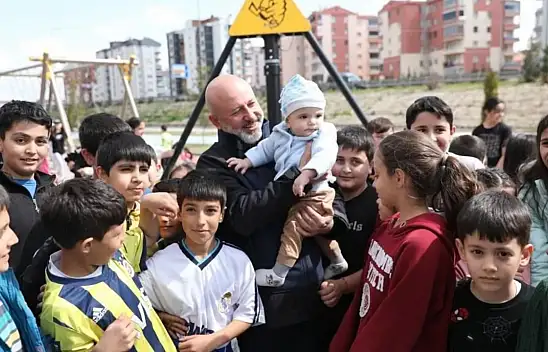 Kayseri'de parkların çehresi değişiyor: Çolakbayrakdar açıkladı!