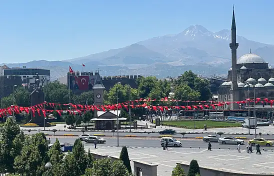 Tarihi Saat Kulesi ne olarak hizmet verecek?