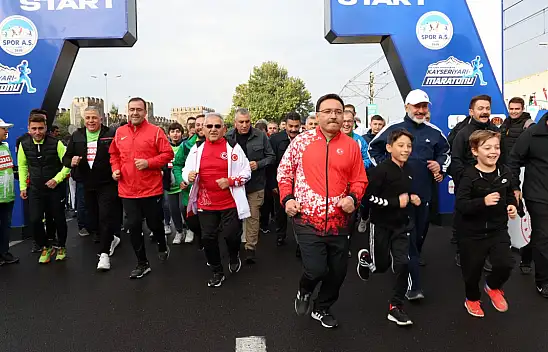 Kayseri'de spor şöleni: Soğanlı Vadisi temalı 5. Uluslararası Yarı Maraton başlıyor!