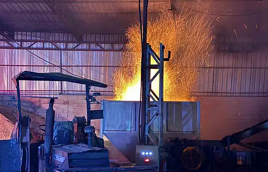 Kayseri'de talaş briketleme makinasında korkutan yangın!