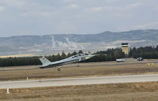 Kayseri'de üretilen KAAN göklere çıktı!