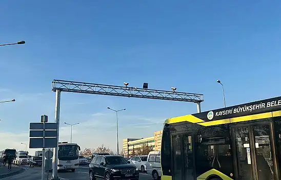 Kayseri'de yola çıkacaklar dikkat! Toplu taşıma saatlerine 19 Mayıs düzenlemesi...