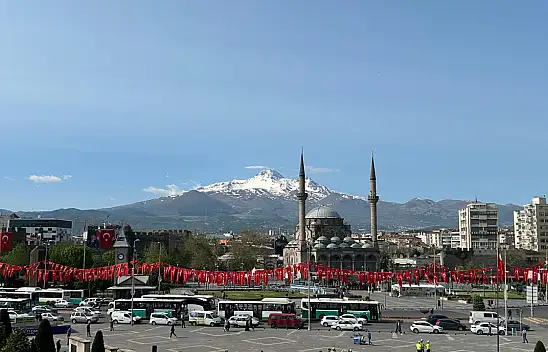 Kayseri'den kısa kısa (1 Haziran) Ulaşım, Bayram, Hayvancılık, AVM, Onur Ödülü, Kocasinan, Melikgazi...