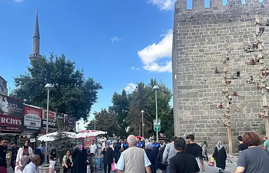 Kayseri'den kısa kısa: Cumhuriyet Meydanı, Hüma Hastanesi, Millet Bahçesi, Yangın, Kayserispor...