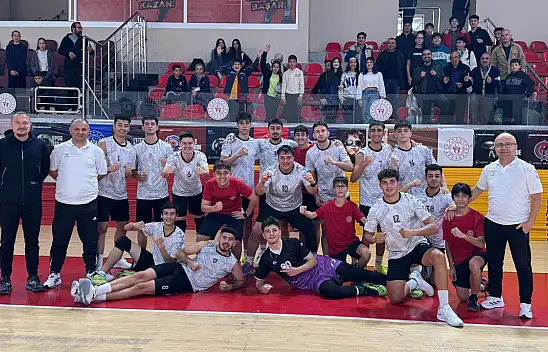 Kayseri Elit Voleybol liderlik koltuğuna oturdu