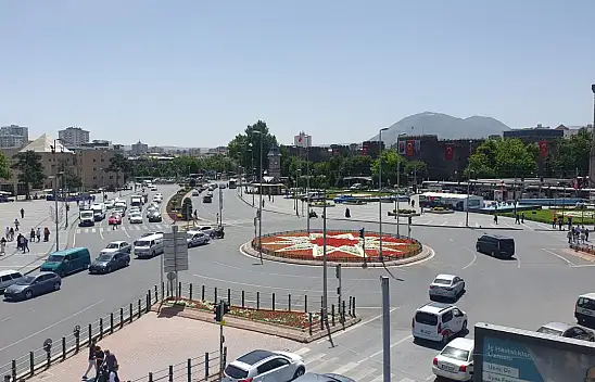 Kayseri gündeminde Pazar sakinliği - Bugün neler yaşandı?