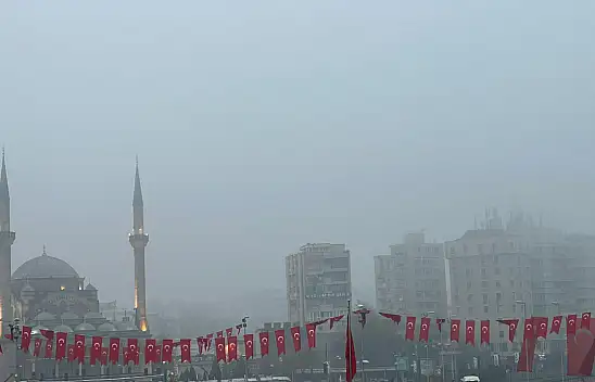 Kayseri güne sisli uyandı: Vatandaşlar zor anlar yaşadı!