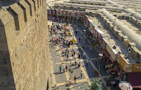 Kayseri haftayı nasıl kapattı? Hırsızlık, Göç, Erciyes sezonu, Bağ, TOKİ, Kayserispor - İşte Kayseri'nin 22 Aralık 2024 gündemi