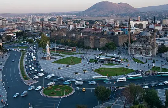 Kayseri kısa kısa: Adliye, İstifa, Kaza, Ulaşım desteği, Zam, Kayserispor...