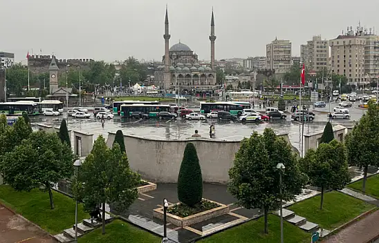 Kayseri kısa kısa: Siber operasyon, 4 milyar borç, kınama, ERÜ, Kayserispor...