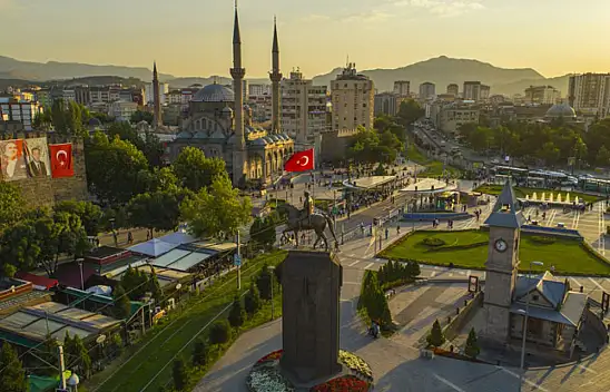 Kayseri kısa kısa: Yangın, Aşkın Genç, Meteoroloji, UTTS cihazı, Kayserispor...