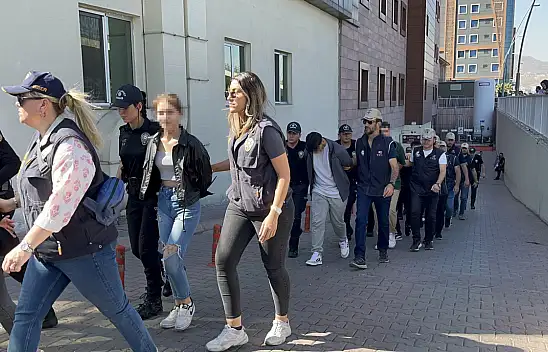 Kayseri merkezli 3 milyar liralık yasa dışı bahis operasyonunda yeni gelişme - Tutuklandılar!