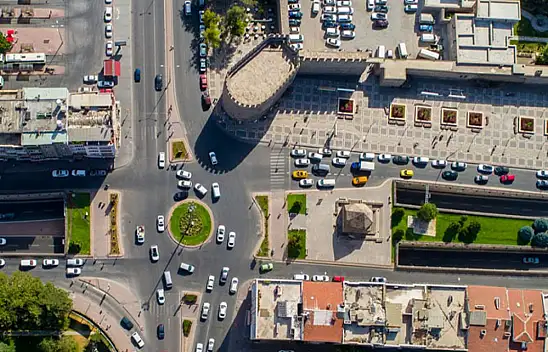 Kayseri'nin 15 Şubat günlüğü - Depo çökmesi, yıkım, vefat, zam, fabrika, kar yağışı, Kayserispor... Kısa kısa haberler!