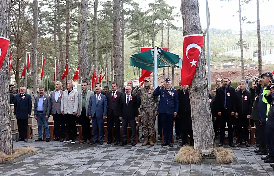 Kayseri Polis Şehitliği'nde anma töreni düzenlendi