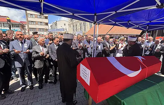 Kayseri Vali Yardımcısı Şenol Esmer, son yolculuğuna uğurlandı...