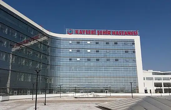 Kayseri'ye doktor yağmuru! Şehir Hastanesi ve ilçelere kritik atamalar