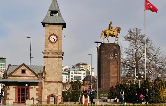 Kayseri'ye yeni saat kulesi!