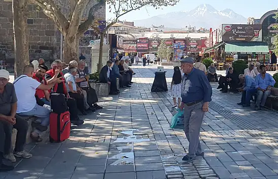 Kayseri'yi yavaş yavaş terk ediyorlar!