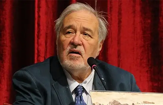 Kayserili Milletvekilinden İlber Ortaylı'ya anlamlı jest