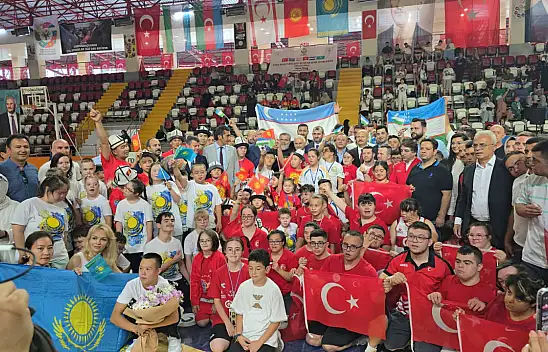 Kayserili Özel çocuklardan özel başarı – Madalyalarla dönüyorlar!