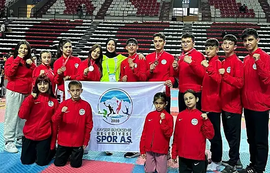 Kayserili sporcular şampiyonaya damga vurdu!