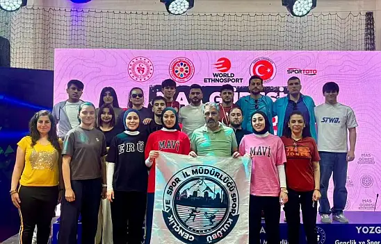 Kayserili sporculardan gururlandıran başarı