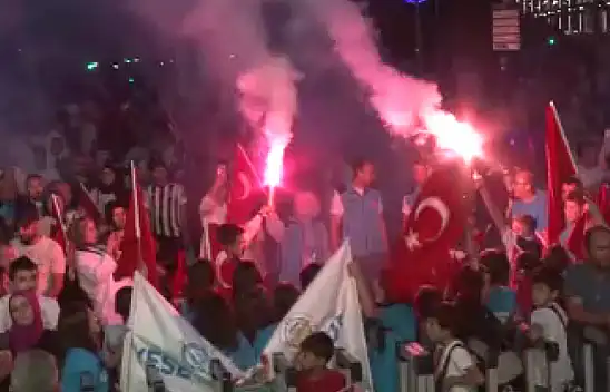 Kayserililer 15 Temmuz'un 9'uncu yıl dönümünde meydanları doldurdu!