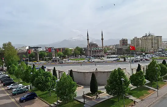 Kayserililer 40 Gün Dışarı Çıkamayacak