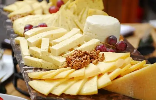 Kayserililer dikkat! Ünlü zincir marketin peynirinde yasaklı madde bulundu!