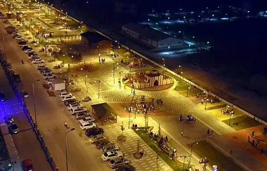 Kayserililerin Masa Kapmaca Yarışı