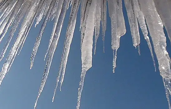 Kayserinin o köyü resmen buz tuttu!