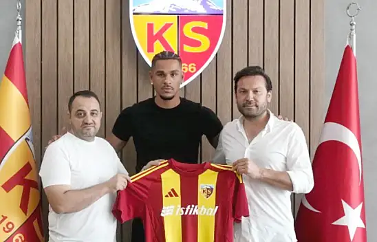 Kayserispor, 1.93'lük dev golcü German Onugkha'ya imza attırdı! İmza töreninde neler yaşandı?